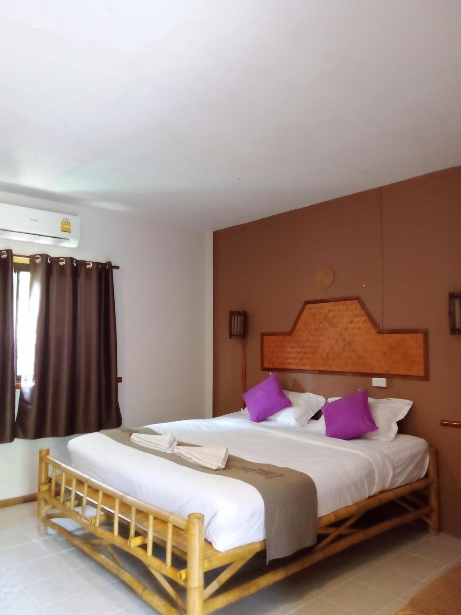 Nin Kantiang Bay Ko Lanta Extérieur photo