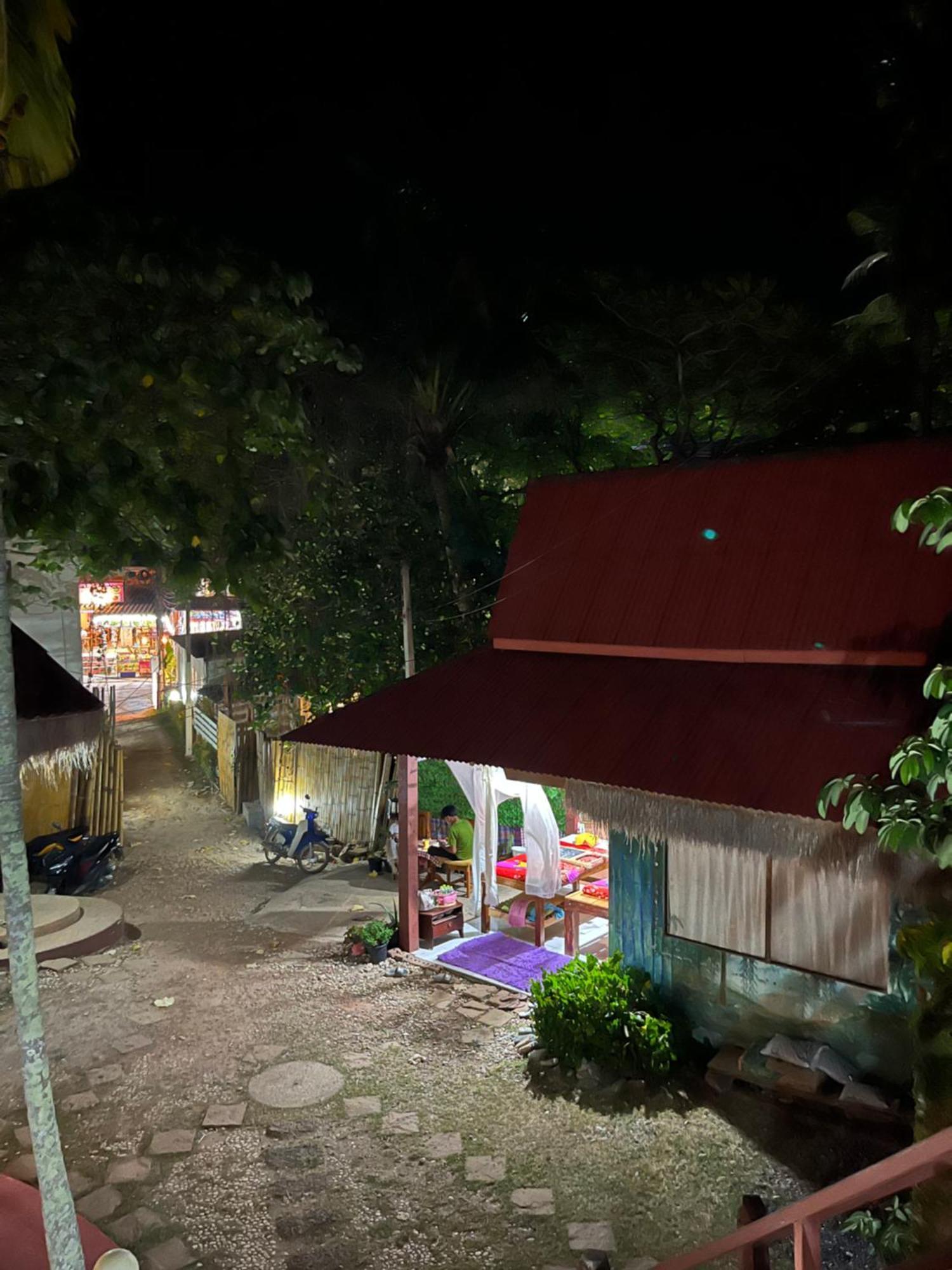 Nin Kantiang Bay Ko Lanta Extérieur photo
